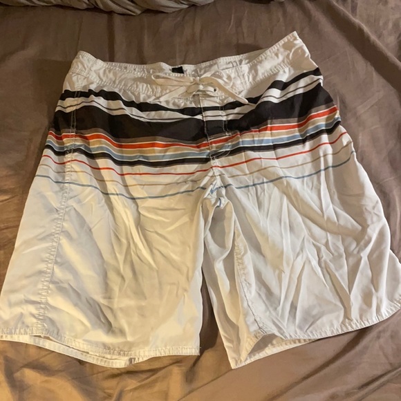 Arizona Jean Company Other - Men's arizona bathing suit (size L)